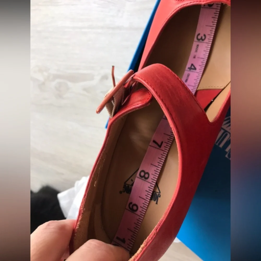 Fluevog- Mission, Maryjane shoe, size 8 - Picture 8 of 9